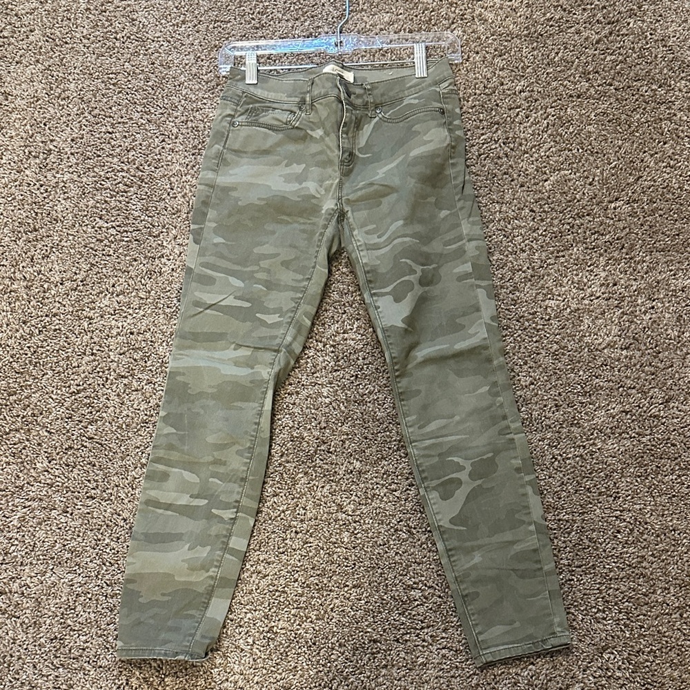 LOFT Straight Jeans Size 0 Petite